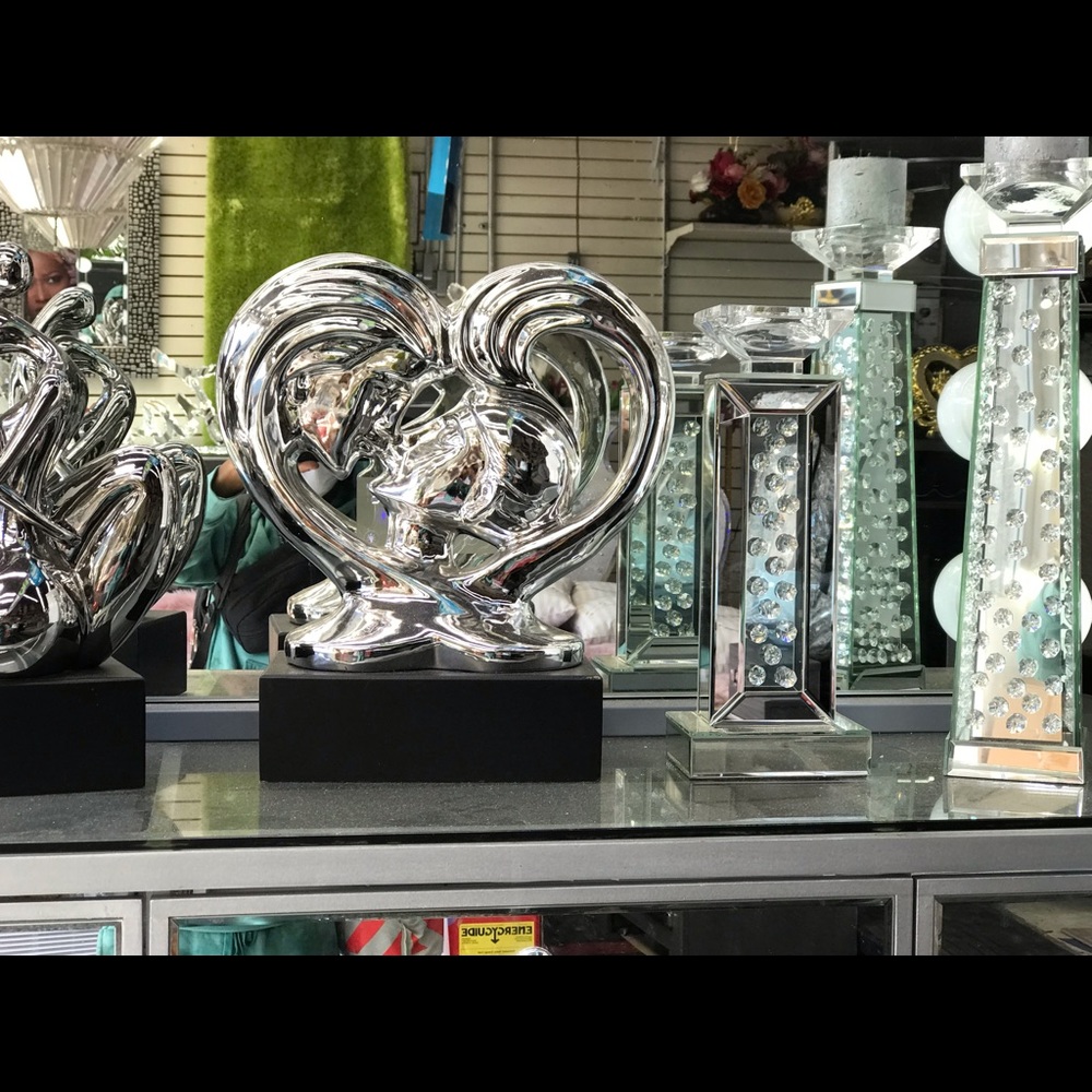 Meet your Posher, Shy